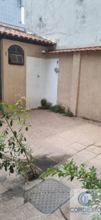 Imagem Imóvel com 3 Quartos à Venda, 160 m² em Jardim Vinte E Cinco De Agosto - Duque De Caxias