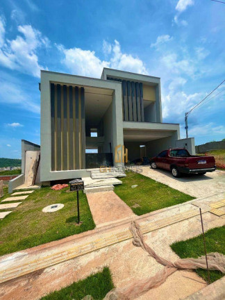 Imagem Sobrado com 3 Quartos à Venda, 231 m² em Residencial Balneário - Goiânia Imagem Sobrado com 3 Quartos à Venda, 231 m² em Residencial Balneário - Goiânia
