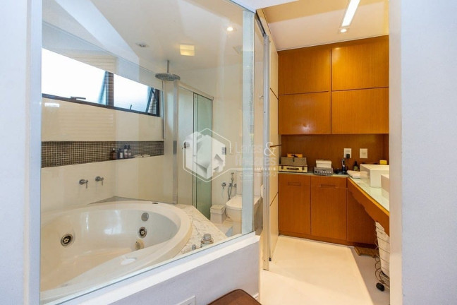 Imagem Apartamento com 3 Quartos à Venda, 205 m² em Vila Mariana - São Paulo Imagem Apartamento com 3 Quartos à Venda, 205 m² em Vila Mariana - São Paulo