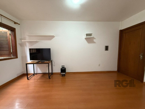 Imagem Imóvel com 1 Quarto à Venda, 42 m² em Jardim Botânico - Porto Alegre Imagem Imóvel com 1 Quarto à Venda, 42 m² em Jardim Botânico - Porto Alegre