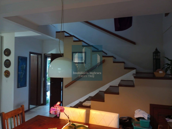 Imagem Casa com 3 Quartos à Venda, 224 m² em Rio Vermelho - Florianópolis