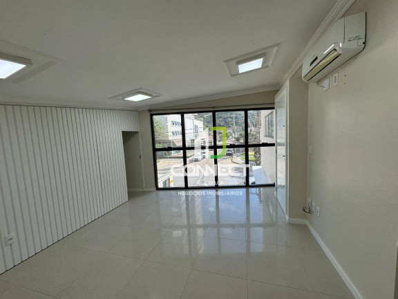 Sala Comercial à Venda, 55 m² em Fazenda - Itajaí