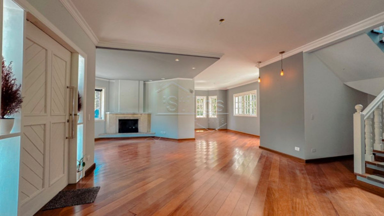 Imagem Casa de Condomínio com 5 Quartos à Venda, 203 m² em Campos Do Jordão Imagem Casa de Condomínio com 5 Quartos à Venda, 203 m² em Campos Do Jordão