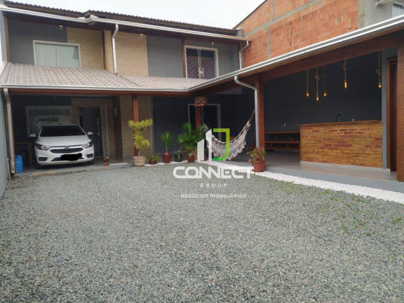 Imagem Casa com 2 Quartos à Venda, 180 m² em Espinheiros - Itajaí