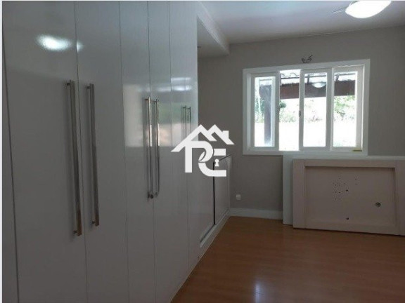 Imagem Casa com 3 Quartos à Venda, 360 m² em Piratininga - Niterói Imagem Casa com 3 Quartos à Venda, 360 m² em Piratininga - Niterói