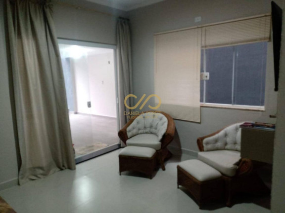 Imagem Sobrado com 3 Quartos à Venda, 129 m² em Caiçara - Praia Grande Imagem Sobrado com 3 Quartos à Venda, 129 m² em Caiçara - Praia Grande