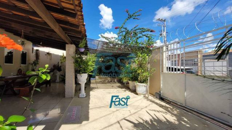 Imagem Casa com 3 Quartos à Venda, 360 m² em Barra Do Pari - Cuiabá Imagem Casa com 3 Quartos à Venda, 360 m² em Barra Do Pari - Cuiabá