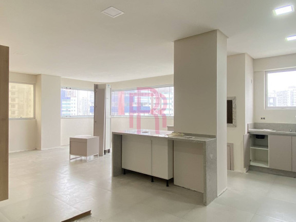 Apartamento com 3 Quartos para Alugar, 130 m² em Centro - Balneário Camboriú