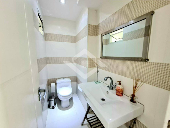 Imagem Casa com 4 Quartos à Venda, 450 m² em Sapê - Niterói Imagem Casa com 4 Quartos à Venda, 450 m² em Sapê - Niterói
