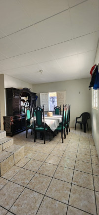 Imagem Casa com 2 Quartos à Venda, 200 m² em Saci - Teresina Imagem Casa com 2 Quartos à Venda, 200 m² em Saci - Teresina