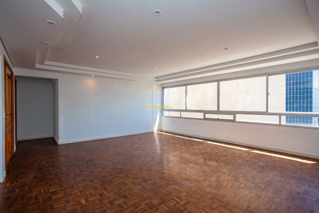Imagem Apartamento com 3 Quartos à Venda, 210 m² em Cabral - Curitiba
