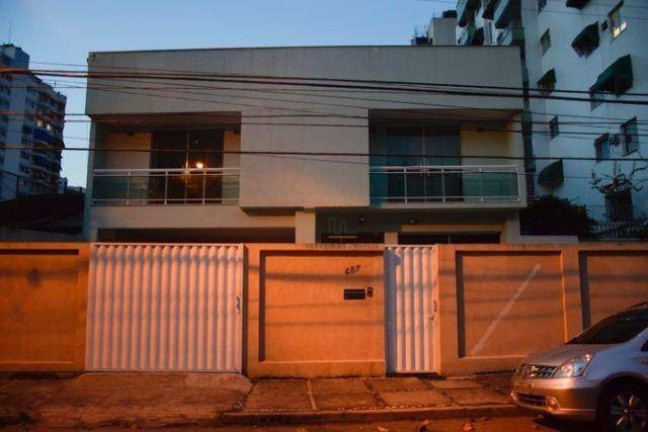 Imagem Casa com 12 Quartos à Venda ou Locação, 500 m² em Icaraí - Niterói Imagem Casa com 12 Quartos à Venda ou Locação, 500 m² em Icaraí - Niterói