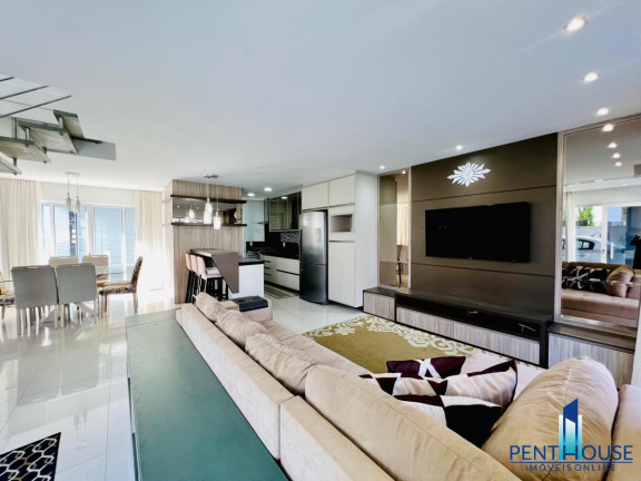 Imagem Casa com 3 Quartos à Venda, 126 m² em São Judas Tadeu - Balneário Camboriú Imagem Casa com 3 Quartos à Venda, 126 m² em São Judas Tadeu - Balneário Camboriú