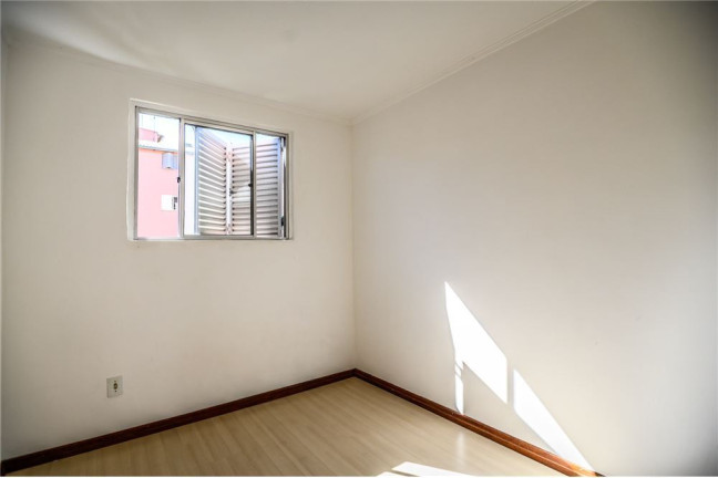 Imagem Imóvel com 2 Quartos à Venda, em Rubem Berta - Porto Alegre Imagem Imóvel com 2 Quartos à Venda, em Rubem Berta - Porto Alegre