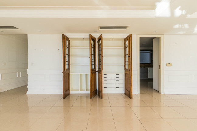 Imagem Apartamento com 2 Quartos à Venda, 179 m² em Rio Branco - Porto Alegre Imagem Apartamento com 2 Quartos à Venda, 179 m² em Rio Branco - Porto Alegre