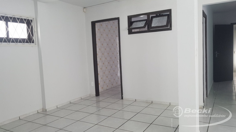 Imagem Casa com 6 Quartos à Venda, 166 m² em Atiradores - Joinville Imagem Casa com 6 Quartos à Venda, 166 m² em Atiradores - Joinville
