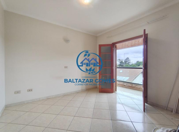 Imagem Casa com 4 Quartos à Venda, 250 m² em Centro - Suzano Imagem Casa com 4 Quartos à Venda, 250 m² em Centro - Suzano