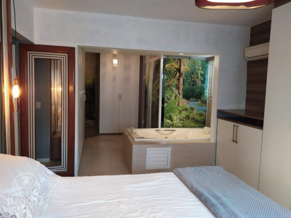 Imagem Cobertura com 5 Quartos à Venda, 291 m² em Barra Sul - Balneário Camboriú Imagem Cobertura com 5 Quartos à Venda, 291 m² em Barra Sul - Balneário Camboriú