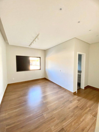 Imagem Casa com 3 Quartos à Venda, 320 m² em Residencial Euroville - Bragança Paulista Imagem Casa com 3 Quartos à Venda, 320 m² em Residencial Euroville - Bragança Paulista