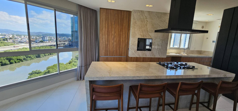 Imagem Apartamento com 4 Quartos à Venda, em Centro - Balneário Camboriú Imagem Apartamento com 4 Quartos à Venda, em Centro - Balneário Camboriú