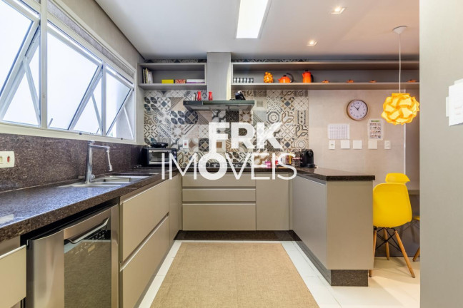 Imagem Apartamento com 4 Quartos à Venda, 238 m² em Vila Suzana - São Paulo Imagem Apartamento com 4 Quartos à Venda, 238 m² em Vila Suzana - São Paulo