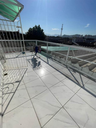 Imagem Sobrado com 3 Quartos à Venda, 275 m² em Catiapoa - Sao Vicente Imagem Sobrado com 3 Quartos à Venda, 275 m² em Catiapoa - Sao Vicente