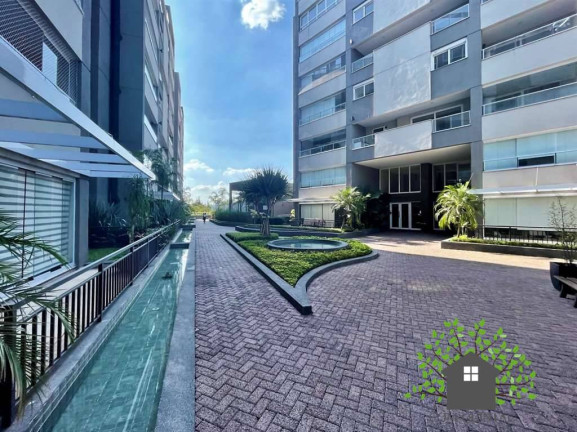 Apartamento com 3 Quartos à Venda, 242 m² em Granja Viana - Cotia