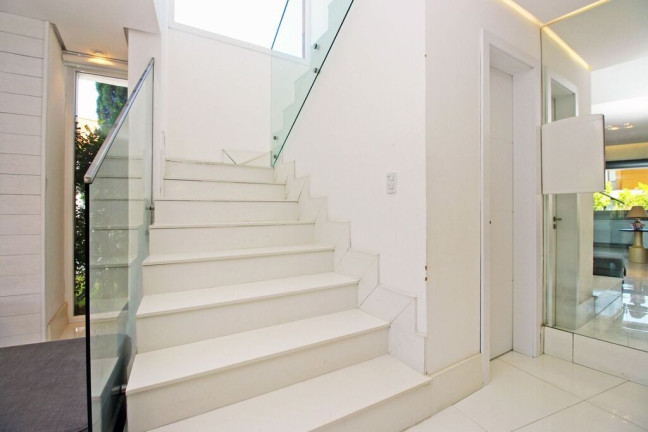 Imagem Casa de Condomínio com 4 Quartos à Venda, 341 m² em Vila Nova - Porto Alegre Imagem Casa de Condomínio com 4 Quartos à Venda, 341 m² em Vila Nova - Porto Alegre