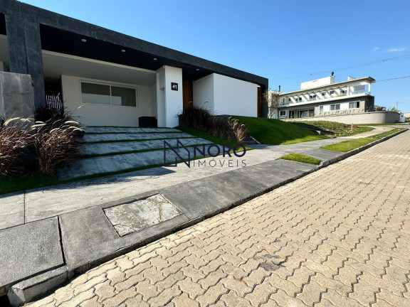 Imagem Casa de Condomínio com 3 Quartos à Venda, 220 m² em São José - Santa Maria Imagem Casa de Condomínio com 3 Quartos à Venda, 220 m² em São José - Santa Maria