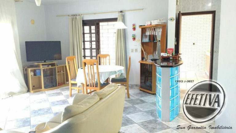 Imagem Casa com 2 Quartos à Venda, 144 m² em Centro - Guaratuba Imagem Casa com 2 Quartos à Venda, 144 m² em Centro - Guaratuba