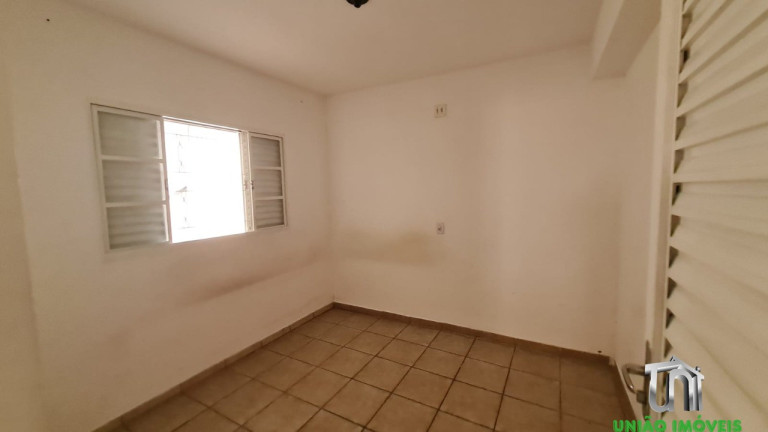 Imagem Imóvel com 2 Quartos para Alugar, 86 m² em Aparecida - Bragança Paulista Imagem Imóvel com 2 Quartos para Alugar, 86 m² em Aparecida - Bragança Paulista