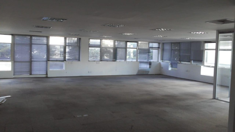 Sala Comercial à Venda, 179 m² em Jardim Paulistano - São Paulo