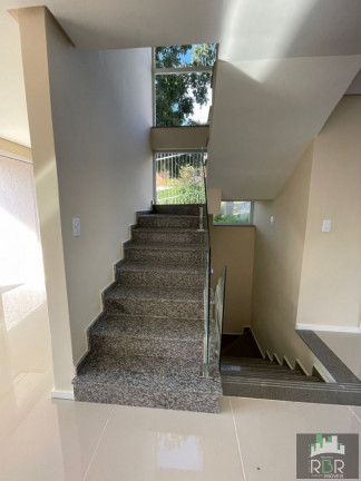 Imagem Sobrado com 3 Quartos à Venda, 181 m² em Caxias Do Sul Imagem Sobrado com 3 Quartos à Venda, 181 m² em Caxias Do Sul