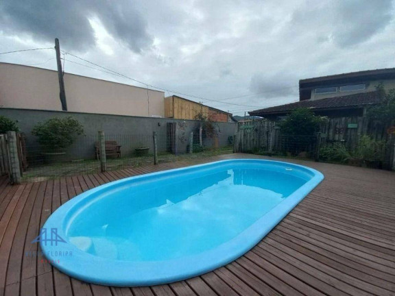 Imagem Casa com 3 Quartos à Venda, 128 m² em São João Do Rio Vermelho - Florianópolis Imagem Casa com 3 Quartos à Venda, 128 m² em São João Do Rio Vermelho - Florianópolis