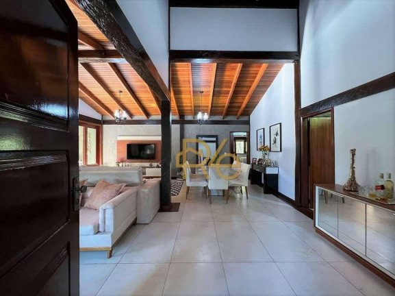 Imagem Casa com 4 Quartos à Venda, 320 m² em Chácara Dos Lagos - Carapicuíba