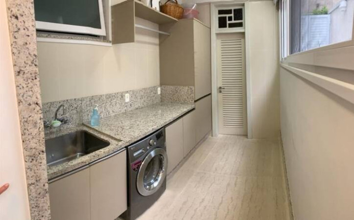 Imagem Casa com 3 Quartos à Venda, 400 m² em Centro Comercial Jubran - Barueri Imagem Casa com 3 Quartos à Venda, 400 m² em Centro Comercial Jubran - Barueri