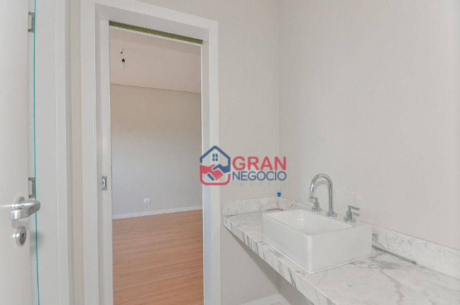 Imagem Sobrado com 3 Quartos à Venda, 162 m² em São Braz - Curitiba