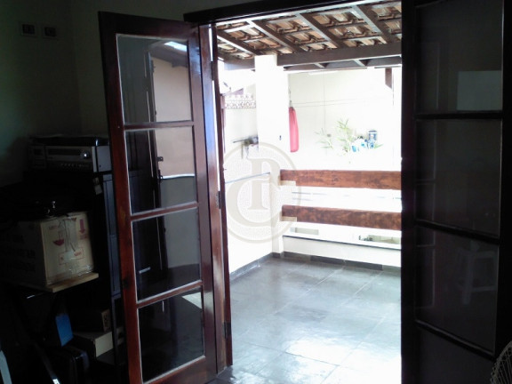 Imagem Casa com 5 Quartos à Venda, 280 m² em Bosque Dos Eucaliptos - São José Dos Campos