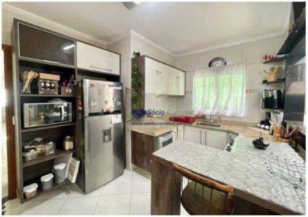Imagem Sobrado com 3 Quartos à Venda, 210 m² em Vila Galvão - Guarulhos Imagem Sobrado com 3 Quartos à Venda, 210 m² em Vila Galvão - Guarulhos