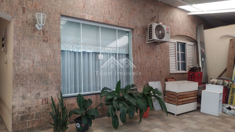 Casa com 3 Quartos à Venda, 270 m² em Parque Jataí - Votorantim