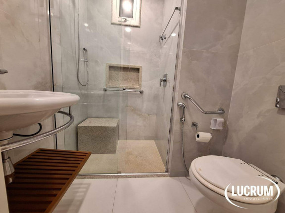 Imagem Apartamento com 3 Quartos à Venda, 193 m² em Copacabana - Rio De Janeiro Imagem Apartamento com 3 Quartos à Venda, 193 m² em Copacabana - Rio De Janeiro