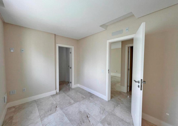 Imagem Apartamento com 3 Quartos à Venda, 135 m² em Meia Praia - Itapema Imagem Apartamento com 3 Quartos à Venda, 135 m² em Meia Praia - Itapema