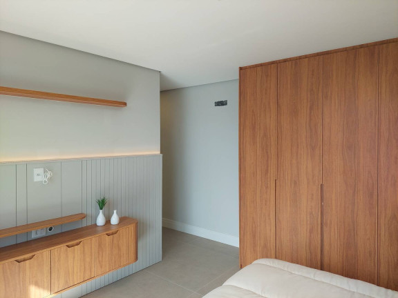 Imagem Casa com 5 Quartos à Venda, em Xangri-lá Imagem Casa com 5 Quartos à Venda, em Xangri-lá