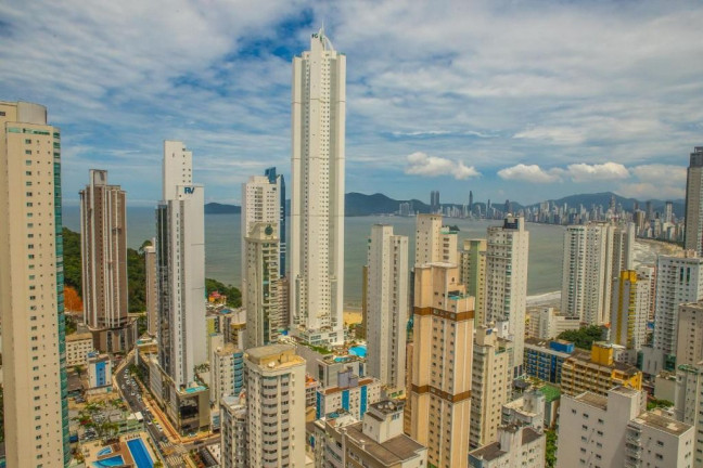 Imagem Apartamento com 3 Quartos à Venda, 133 m² em Pioneiros - Balneário Camboriú