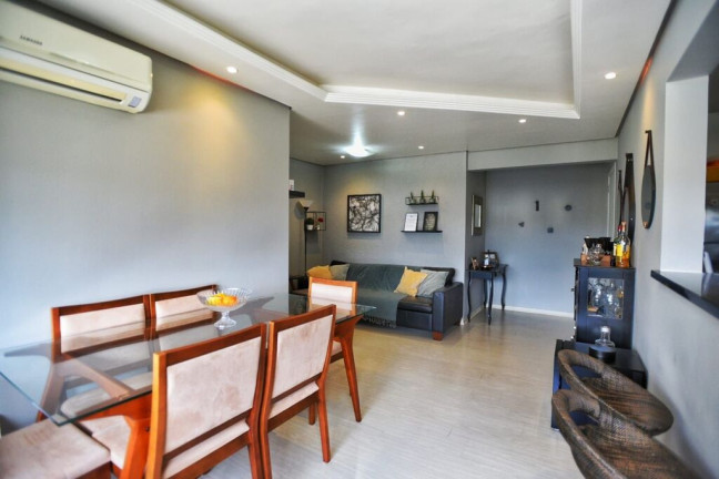 Imagem Apartamento com 3 Quartos à Venda, 88 m² em Vila Ipiranga - Porto Alegre Imagem Apartamento com 3 Quartos à Venda, 88 m² em Vila Ipiranga - Porto Alegre