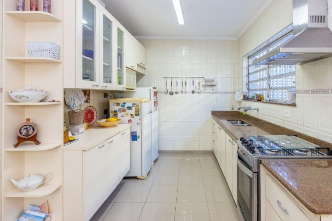 Imagem Sobrado com 3 Quartos à Venda, em Indianópolis - São Paulo Imagem Sobrado com 3 Quartos à Venda, em Indianópolis - São Paulo