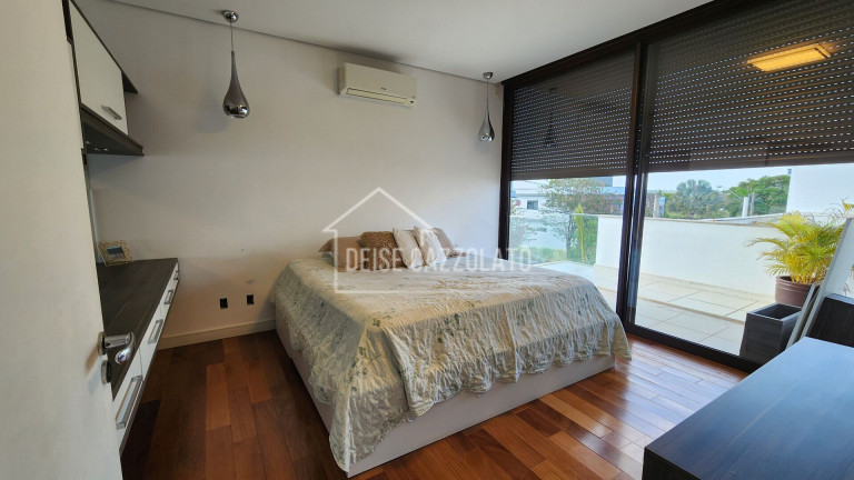 Imagem Casa com 3 Quartos à Venda, 245 m² em Ibiti Royal Park - Sorocaba Imagem Casa com 3 Quartos à Venda, 245 m² em Ibiti Royal Park - Sorocaba