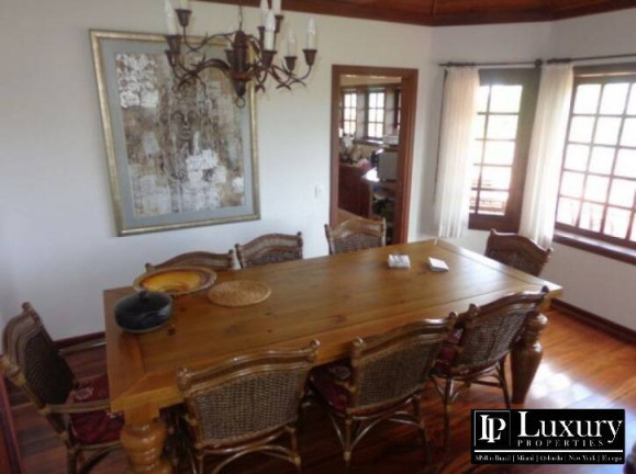 Imagem Casa com 5 Quartos à Venda, 480 m² em Alto Do Capivari - Campos Do Jordão Imagem Casa com 5 Quartos à Venda, 480 m² em Alto Do Capivari - Campos Do Jordão