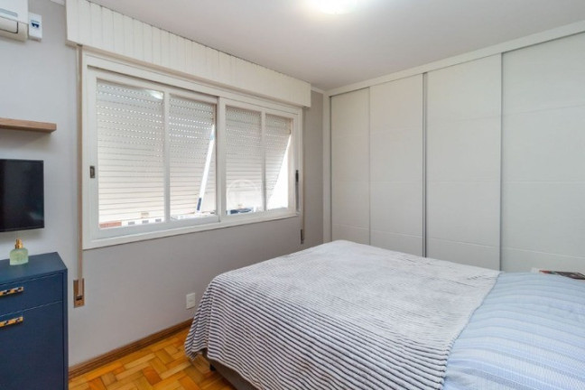 Imagem Apartamento com 3 Quartos à Venda, 93 m² em Petrópolis - Porto Alegre Imagem Apartamento com 3 Quartos à Venda, 93 m² em Petrópolis - Porto Alegre