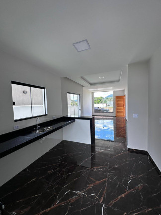 Imagem Casa com 3 Quartos à Venda, 240 m² em Maricá
